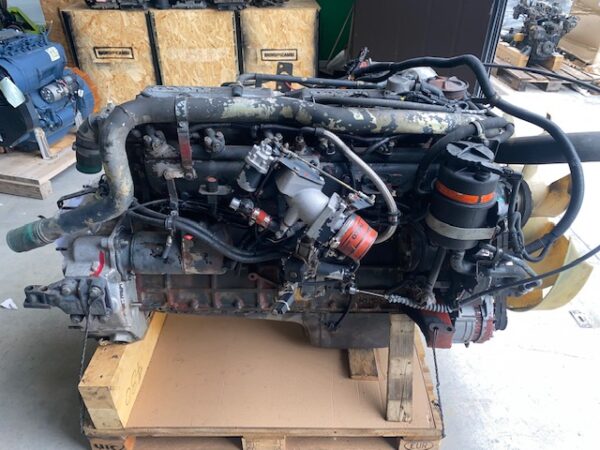 motore iveco 240E26 cng 8469.41